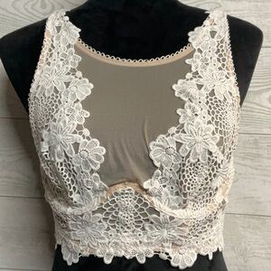 Victoria’s Secret dream angels‎ halter lace bra, 34C